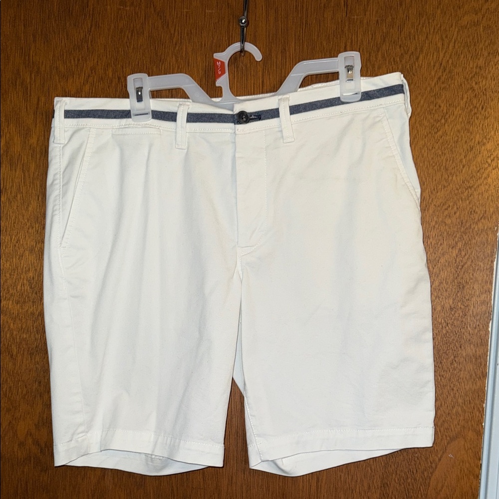 Express White Flat Front Shorts with navy Accents